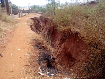 Gully erosion IN Angwa, Idah, kogi state