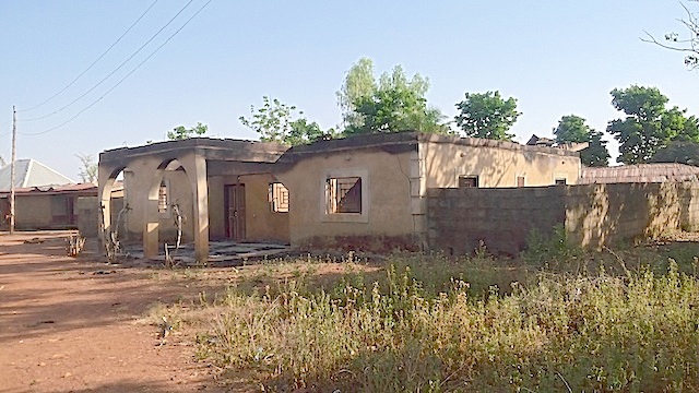 destroyed-houses-in-godogodo
