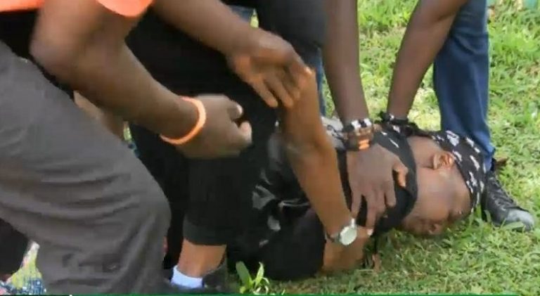 Charly Boy cries, collapses as police fire tear gas, high-velocity water at anti-Buhari protesters