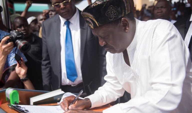 Journalists in danger as Kenyatta shuts TV stations for covering Odinga’s ‘swearing-in’