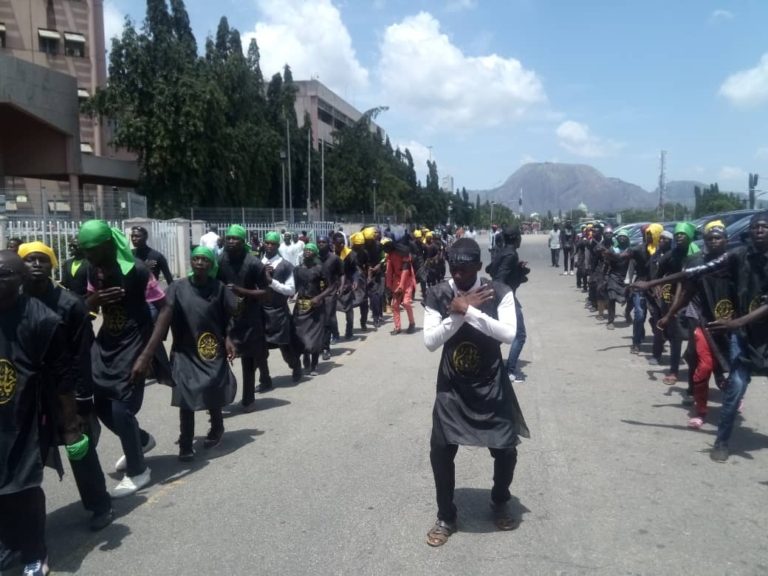 Police declares Shi’ite sect a terrorist, illegal group