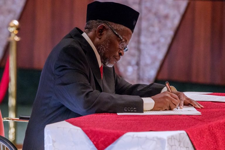 Group asks CCT to allow access to new CJN’s asset declaration form