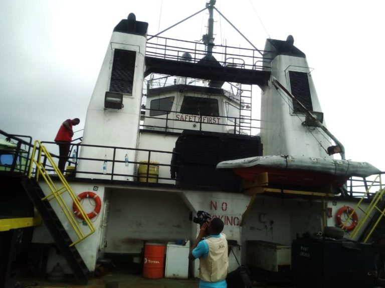 Alleged Oil Bunkering: Navy hands over two vessels to EFCC, quizzes seven suspected thieves