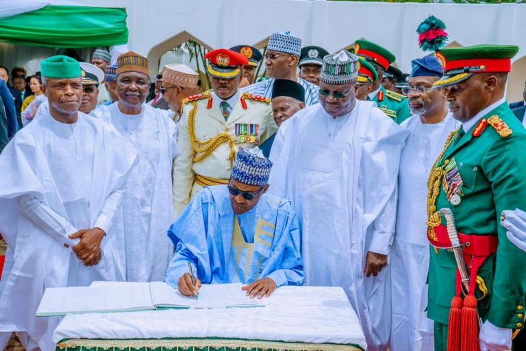 Buhari quotes old budget figure in Independence Day speech