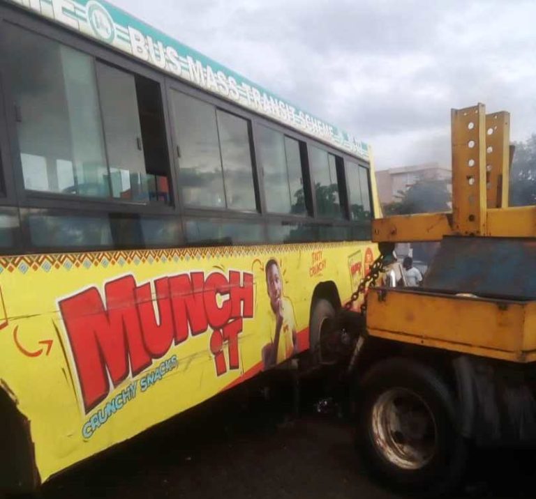 One feared killed, several trapped in multiple accidents on Otedola bridge