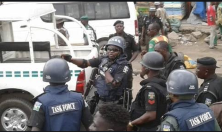 Lagos Task Force officials seen on tape vandalising shops to effect Coronavirus lockdown