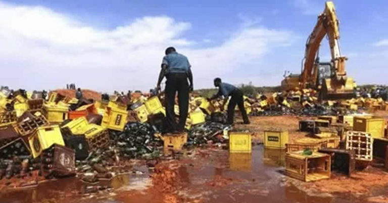 Hisbah arrests 6, confiscates 453 bottles of beer