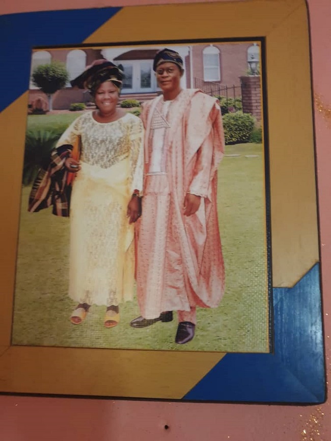 Late Awogboro and his wife in a potrait photograph placed in his room. Photo Credit: The ICIR. 