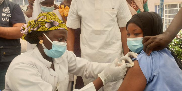 Covid-19 vaccination Photo Credit: @UNICEF_Nigeria
