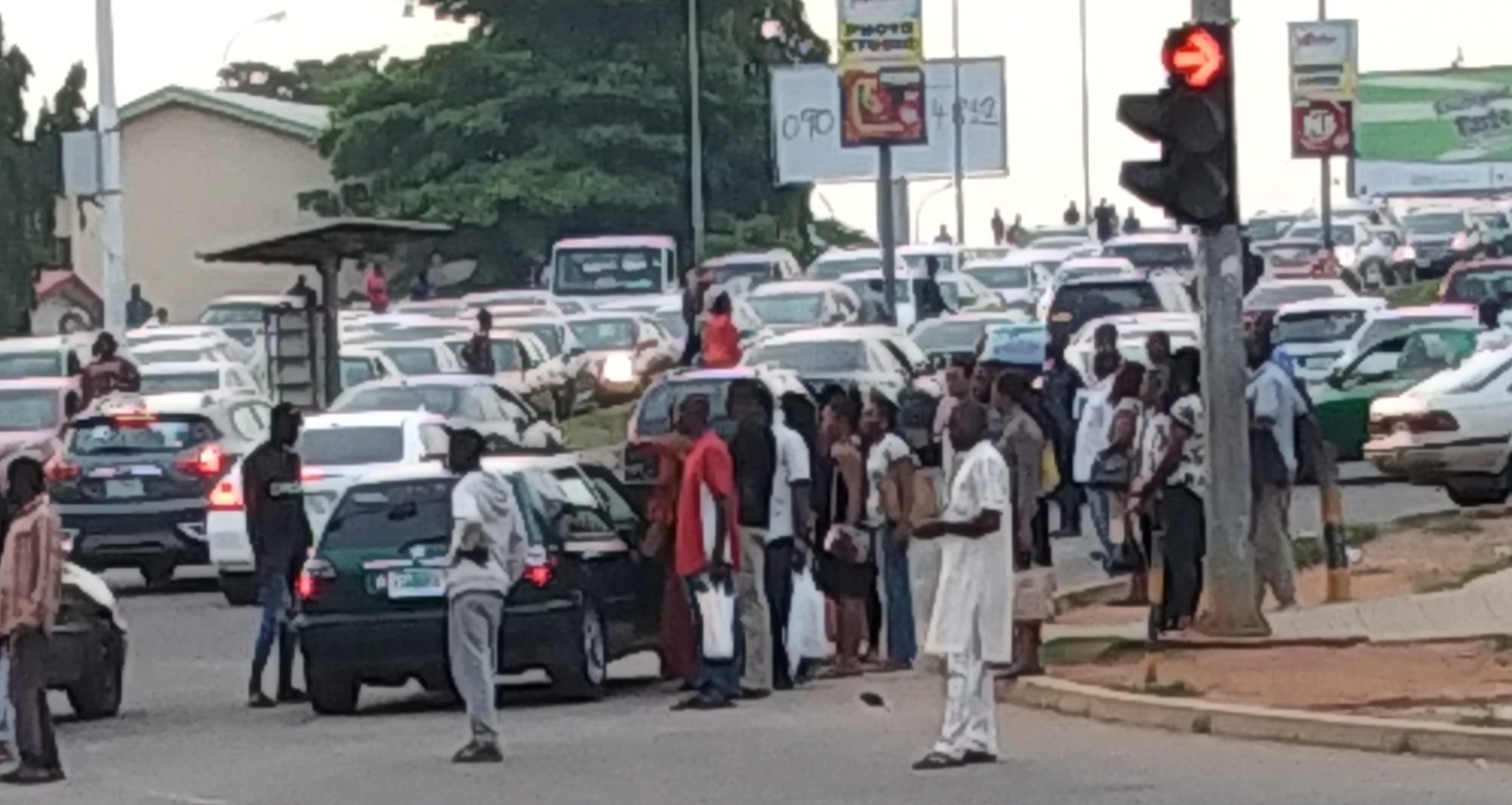 Passengers usually struggle to board cabs during rush hour periods - in the morning when coming into Abuja city centre from the satellite towns and in the evenings when leaving the city for satellite towns.