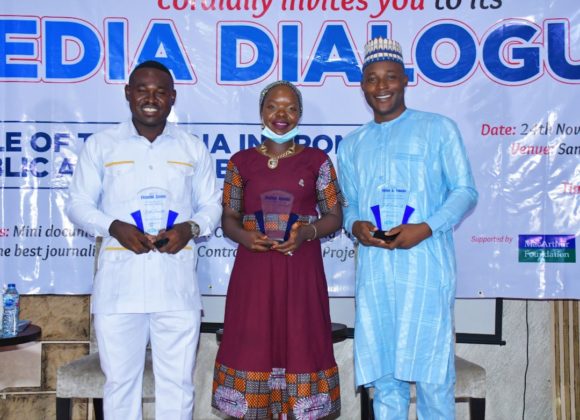 Left to Right: Ekemini Simon, winner of the ICIR Open Contract Reporting Award; Medinat Kanabe, the second runner-up and Yakubu Salisu, first runner-up after receiving their awards at the ICIR Media Dialogue held at Sandralia Hotel, Jabi, Abuja on Wednesday, November 24, 2021.
