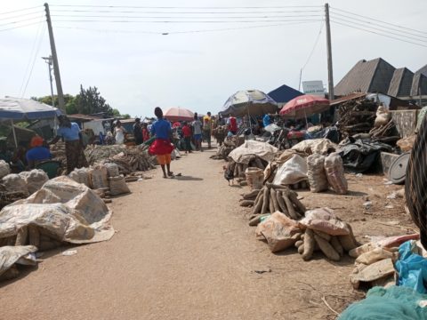 IDPs trading and living on the road in Umueze-Anam, Anambra West LGA