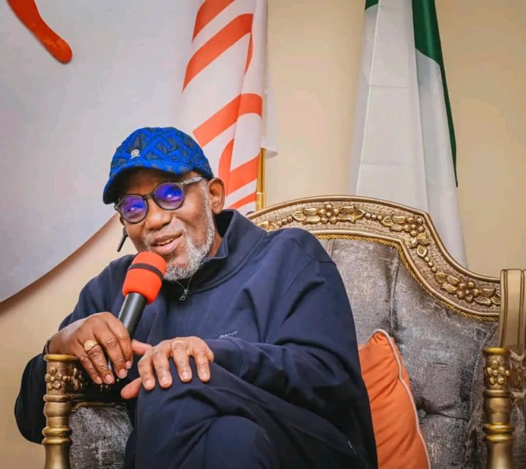 Akeredolu hosts Amaechi, restates why presidency must shift to South