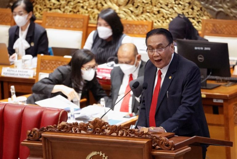 Indonesia bans sex outside marriage for citizens, foreign visitors