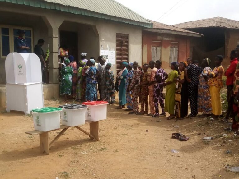 Large voter turnout, late arrival of INEC officials in South-West