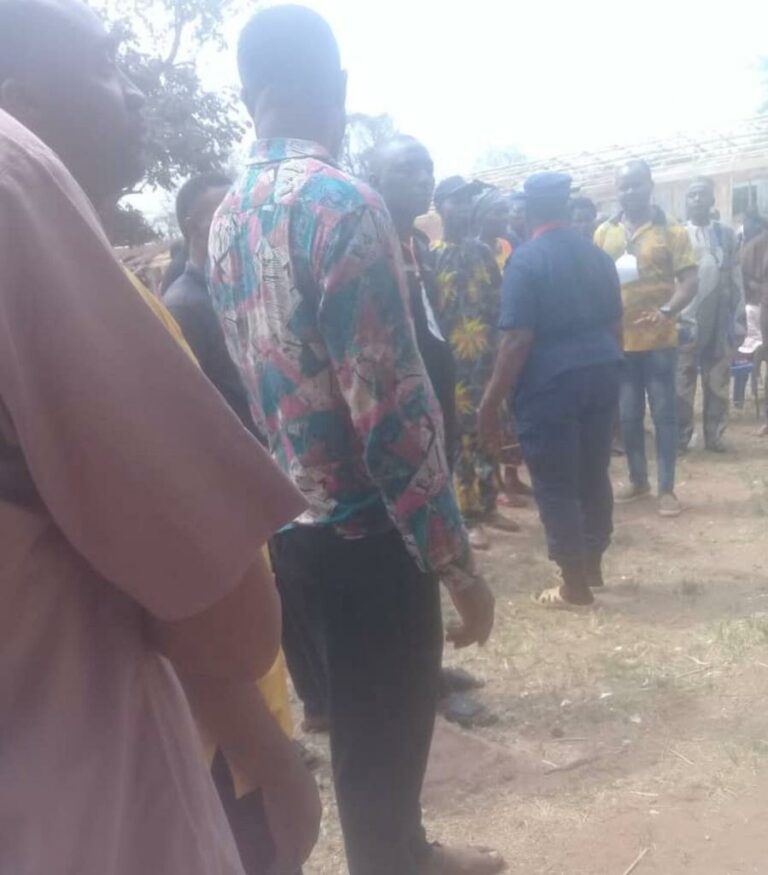 APC, PDP agents offer food, cash to voters in Edo, Cross River