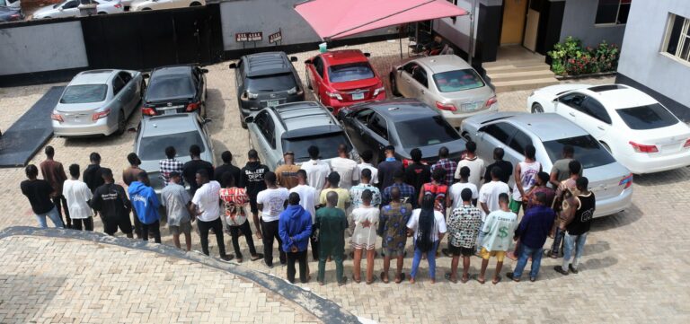 EFCC arrests 44 suspected internet fraudsters in Ibadan
