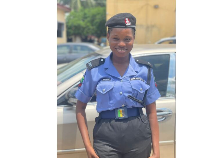 Female police officer detained for attempting to resign
