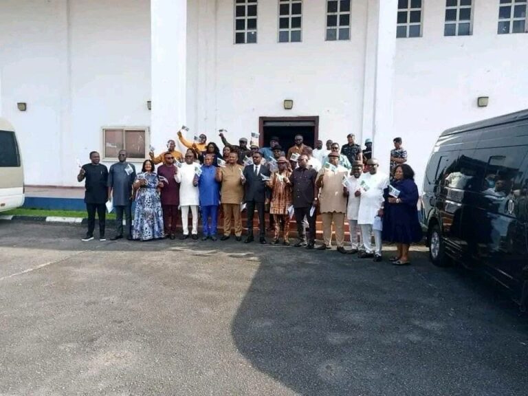 Anxiety returns in Rivers as 27 pro-Wike lawmakers dump PDP for APC