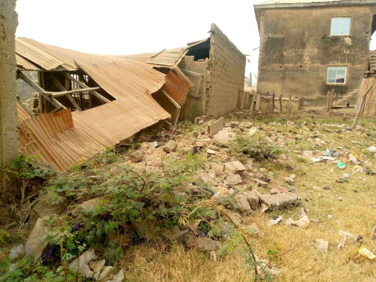 Flooding swallows communities in Kogi but some residents stay back to adapt