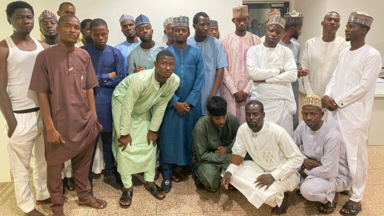 EFCC arrests 34 suspected currency speculators in Abuja 