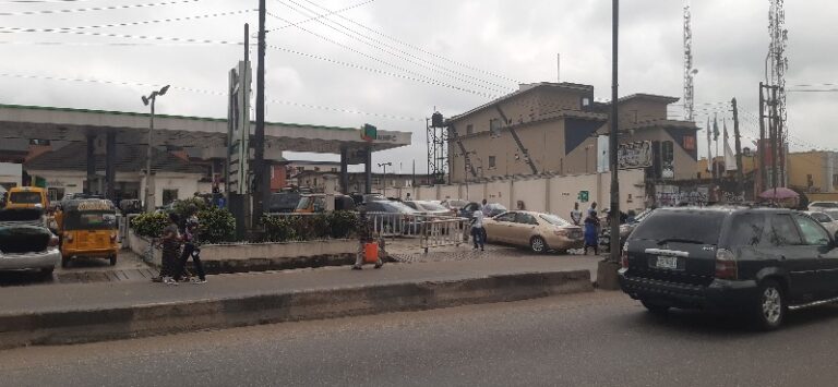 Fuel marketers blame scarcity on protesters, despite weeks of nationwide shortage
