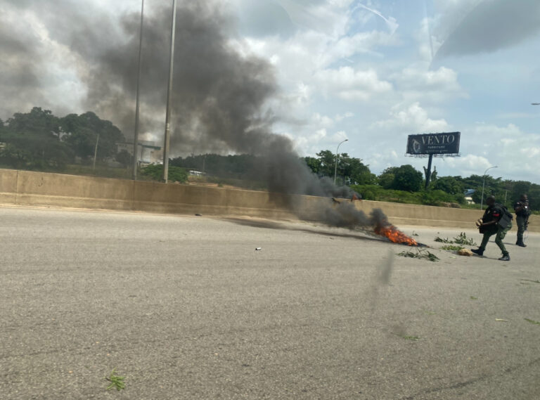 Protest: hoodlums, security operatives clash at Lugbe, Abuja