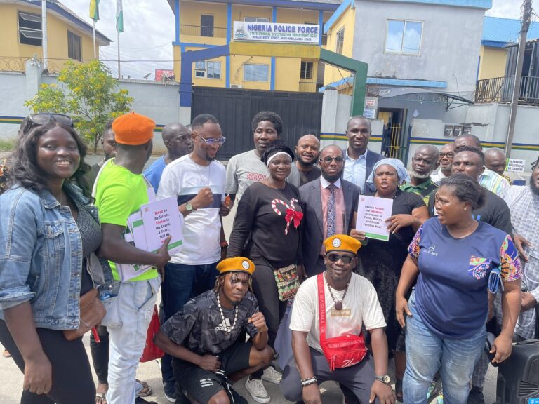 Police arrest, release 22 #EndSARS memorial protesters at Lekki Toll Gate