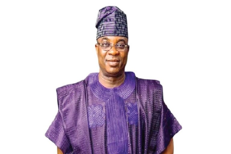 UPDATED: KWAM 1 apologises to Nigerians for blocking aircraft from flying at Abuja Airport