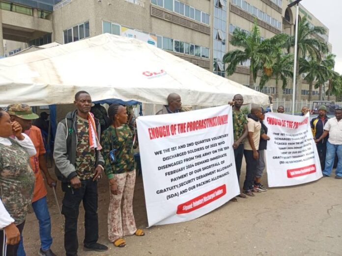Retired soldiers protesting at Federal Ministry of Finance in Abuja
