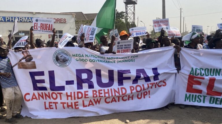 El-Rufai arrives at EFCC headquarters for questioning